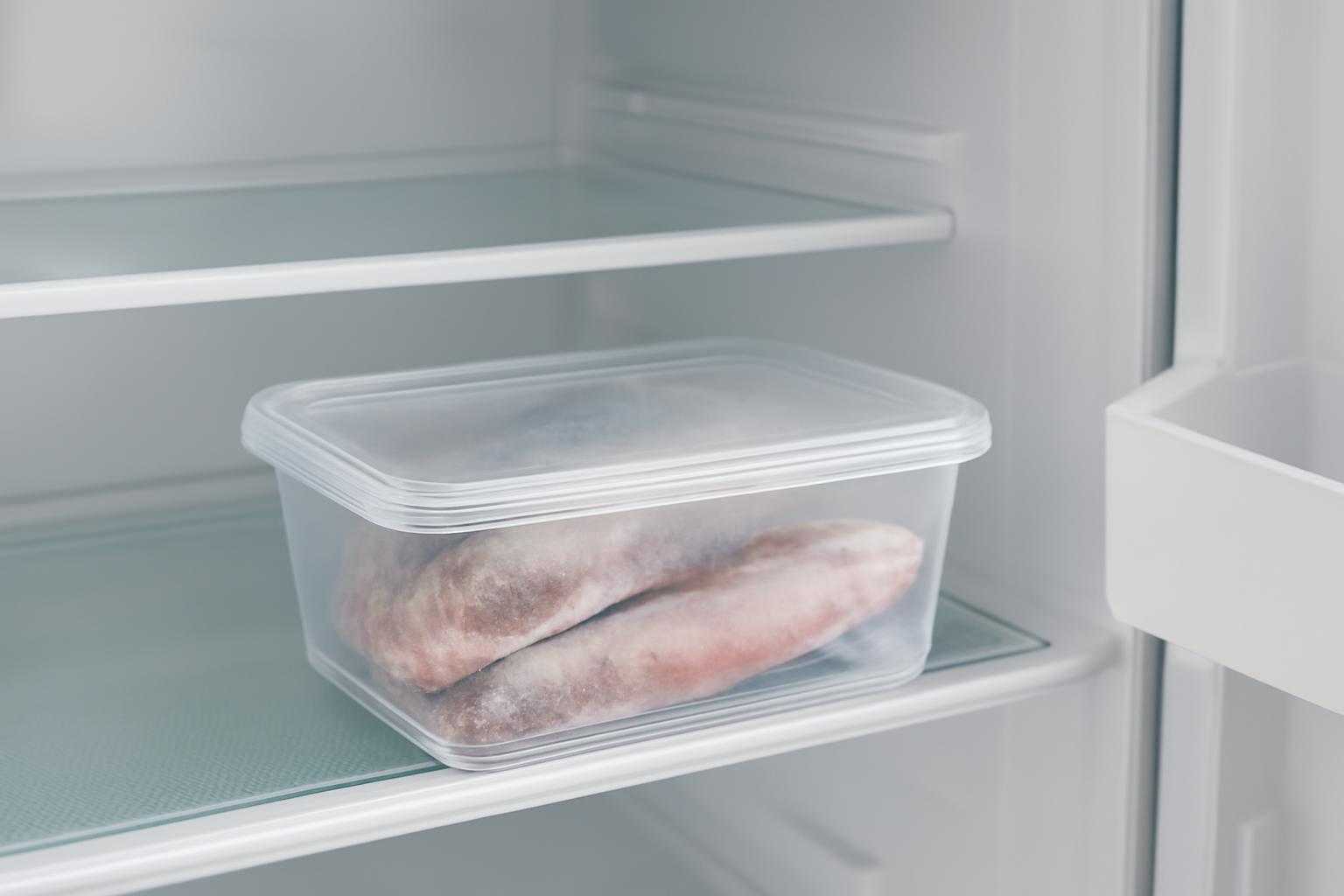 冷凍魚の解凍を常温で一晩しても大丈夫？食中毒を防ぐ安全な方法と失敗しないコツ