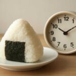 おにぎりは常温で何時間もつ？食べていい目安と危険なポイントをわかりやすく解説