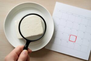豆腐は賞味期限切れ1日でも食べられる？判断ポイントと注意点をわかりやすく解説