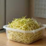 もやしは冷蔵庫で何日もつ？保存期間の目安と傷んだサインを解説